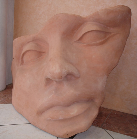 Terrakotta Maske Grazia - zum Schlieen ins Bild klicken